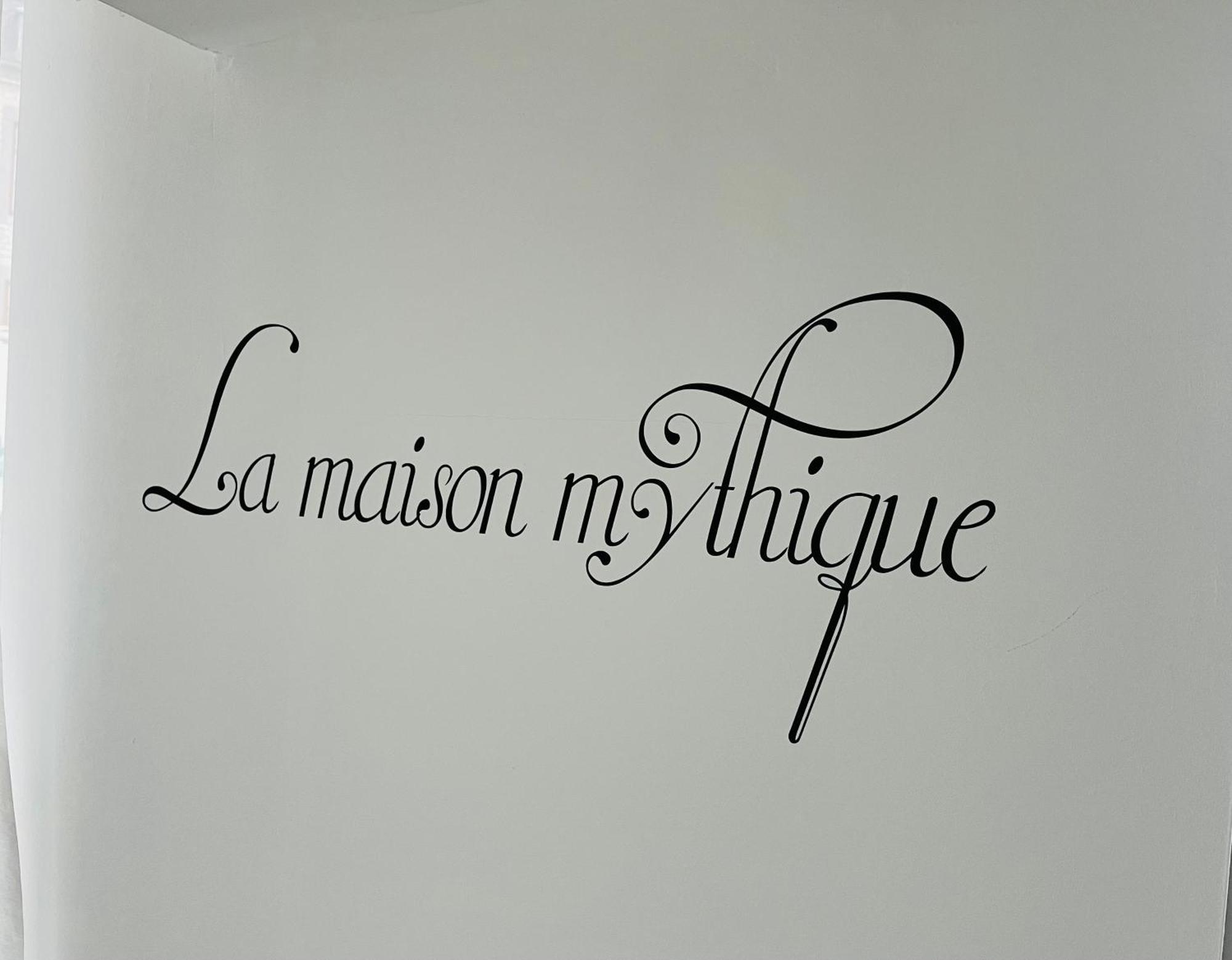 La Maison Mythique Andenne Bagian luar foto