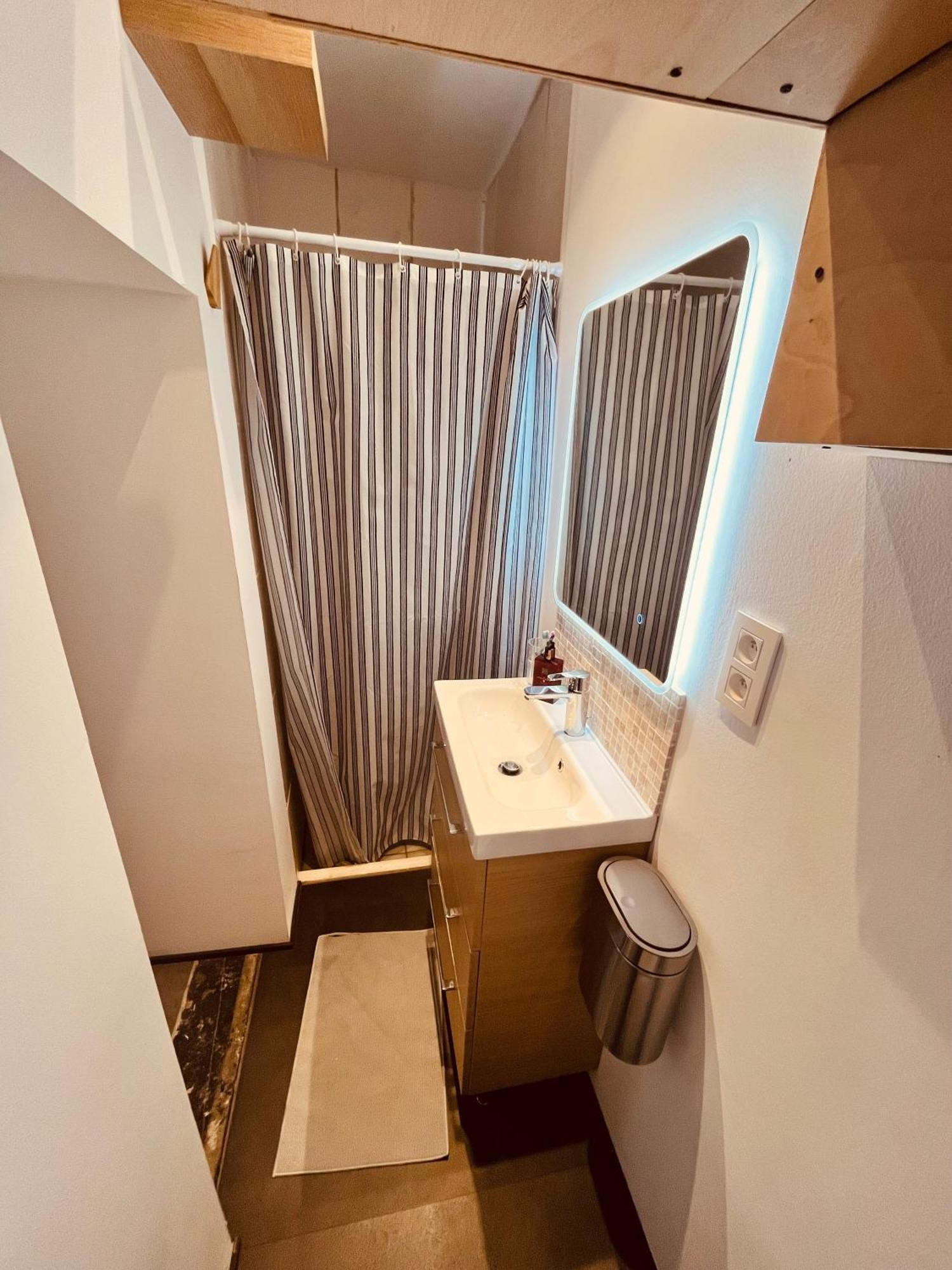 La Maison Mythique Andenne Bagian luar foto